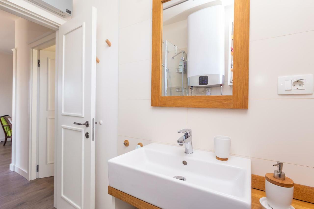Apartament Adorma Hum Zewnętrze zdjęcie